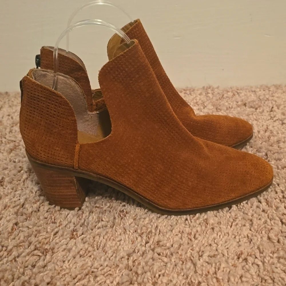 Lucky Brand Brown Leather Ankle Booties Size 8 (#11)